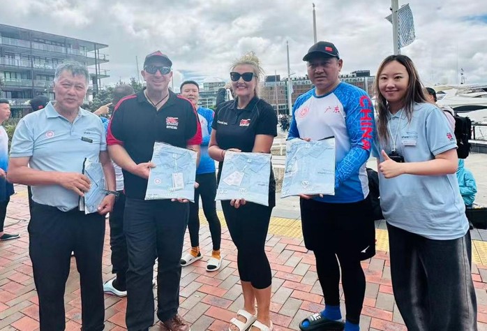 Wayne Huang Helps Auckland Dragon Boating Build China Links From Westhaven